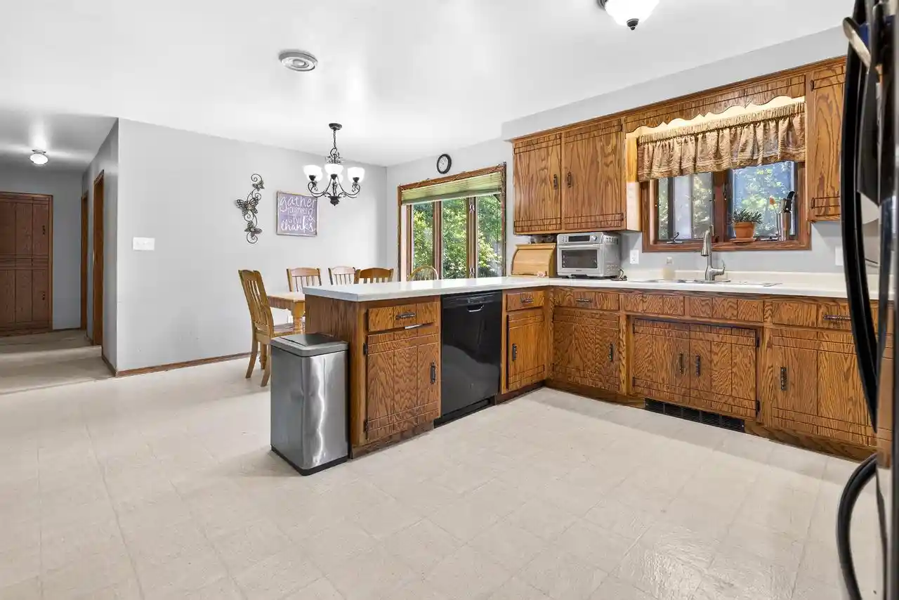 Photo 2 of Single family home for sale at W487 County Rd Uu, Kaukauna, WI 54130 | MLS# 50332752 | Listing updated on 2026-09-22