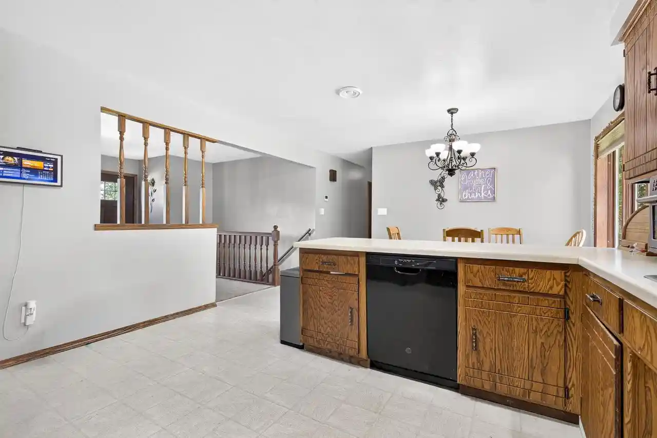 Photo 3 of Single family home for sale at W487 County Rd Uu, Kaukauna, WI 54130 | MLS# 50332752 | Listing updated on 2026-09-22