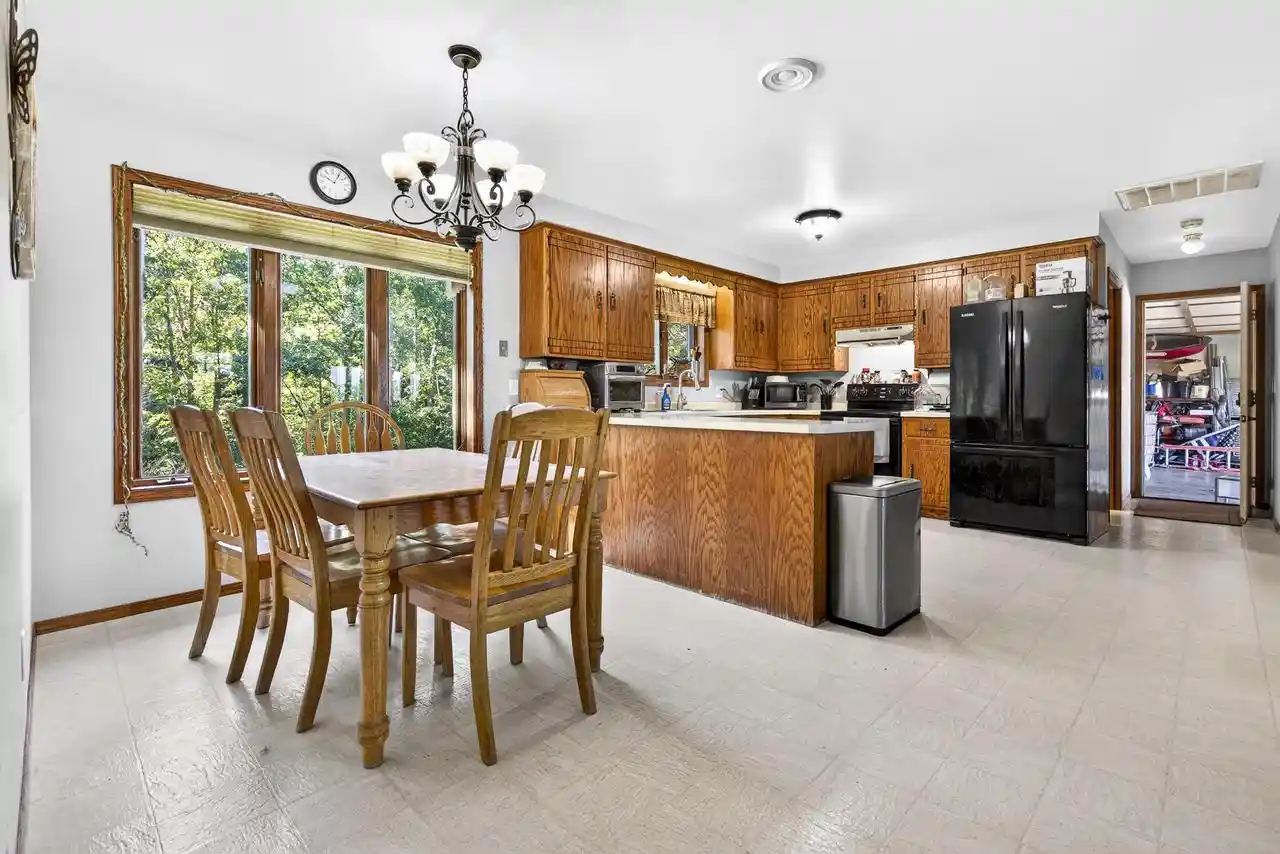 Photo 3 of Single family home for sale at W487 County Rd Uu, Kaukauna, WI 54130 | MLS# 50332752 | Listing updated on 2026-09-22