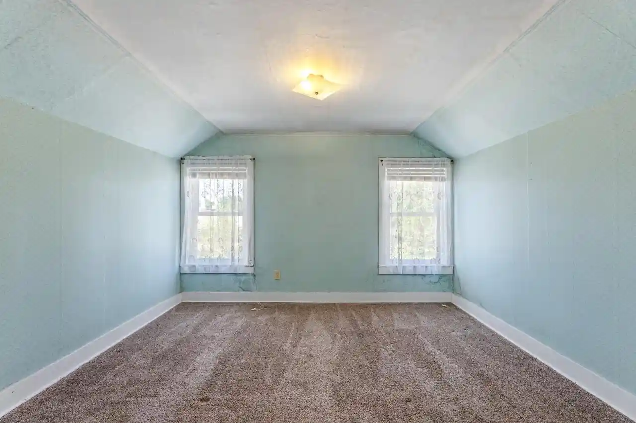 Photo 4 of Single family home for sale at 318 Grove St E St, Caledonia, MN 55921 | MLS# 1980868 | Listing updated on 2026-09-16