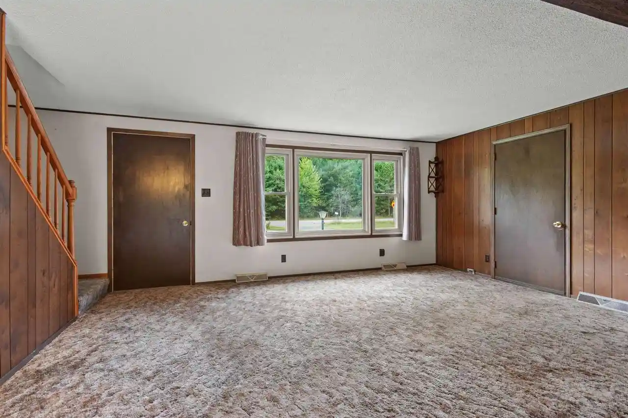 Photo 4 of Single family home for sale at 4555 Lynn Hl Rd, Nekoosa, WI 54457 | MLS# 22604599 | Listing updated on 2026-09-21