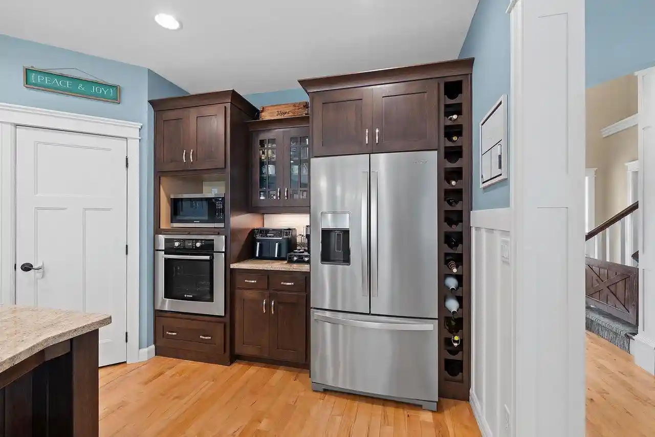 Photo 3 of Single family home for sale at 3562 Abbey Ct, Green Bay, WI 54313 | MLS# 50332789 | Listing updated on 2026-09-18