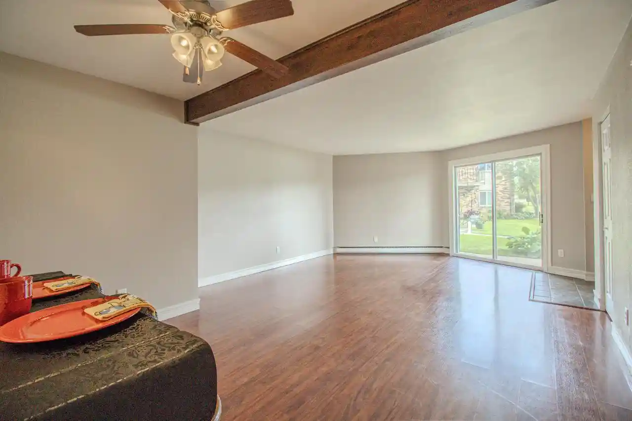 Listing Photo 5 - Condo for sale in building located at N114w16951 Armada Dr, Germantown, WI 53022 - Unit #3