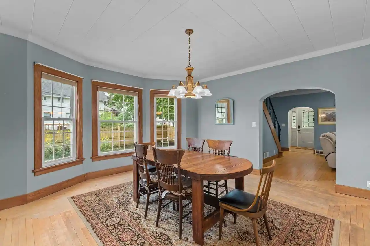Photo 2 of Single family home for sale at 909 N 14th Street, Manitowoc, WI 54220 | MLS# 50332791 | Listing updated on 2026-09-28