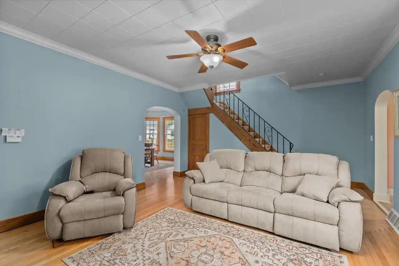 Photo 4 of Single family home for sale at 909 N 14th Street, Manitowoc, WI 54220 | MLS# 50332791 | Listing updated on 2026-09-28