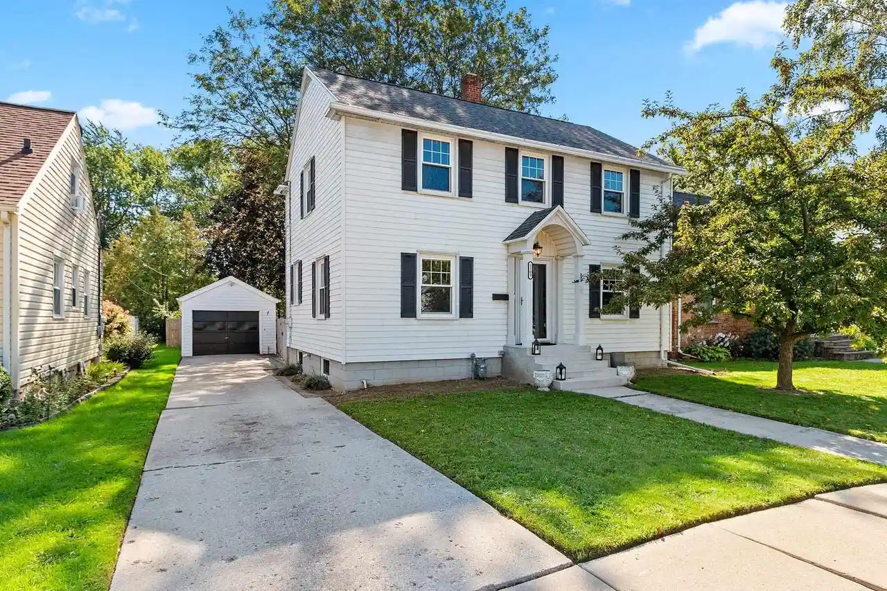 Photo 1 of Single family home for sale at 1109 12th Avenue, Green Bay, WI 54304 | MLS# 50332787 | Listing updated on 2026-09-22