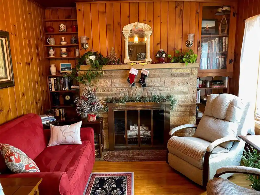 Photo 3 of Single family home for sale at 414 E River Ave, Ladysmith, WI 54848 | MLS# 1605122 | Listing updated on 2026-09-17