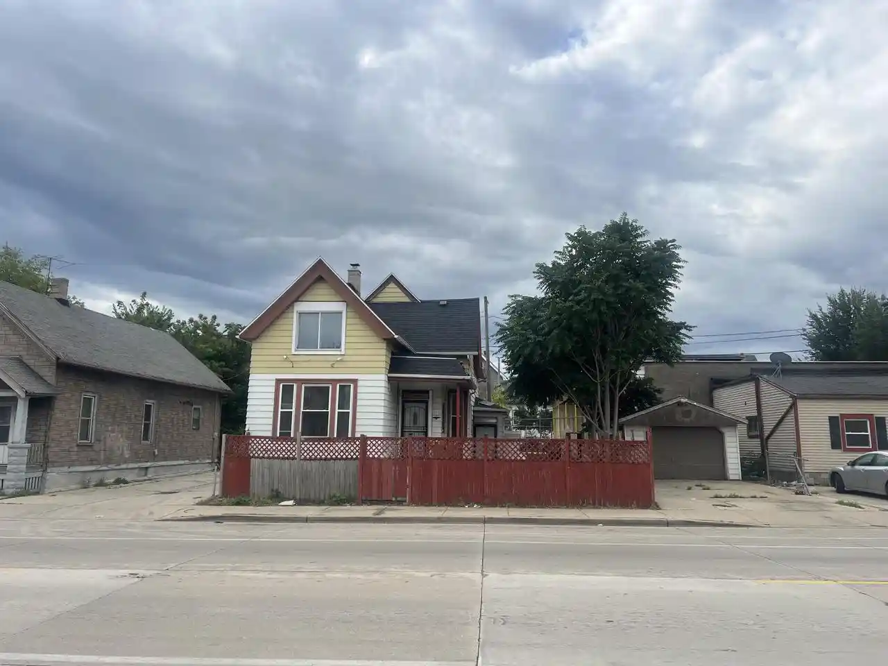 Photo 2 of Single family home for sale at 1023 W Greenfield Ave, Milwaukee, WI 53204 | MLS# 1980892 | Listing updated on 2026-09-16