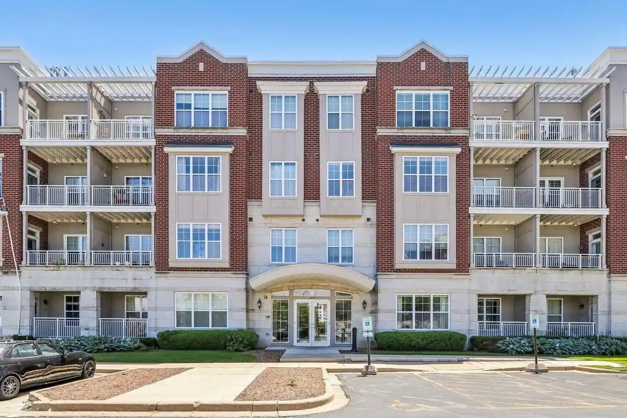 Condo for sale at 3872 S Lake Dr #402, Saint Francis, WI 53235 | MLS# 1980899 | Listing updated on 2026-09-18