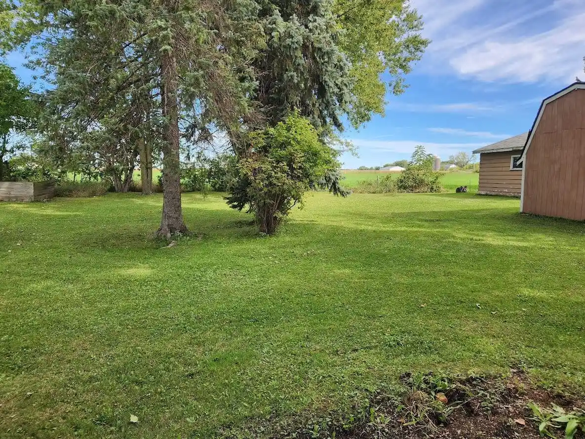 Photo 3 of Single family home for sale at W6293 Northwestern Ave, North Fond Du Lac, WI 54937 | MLS# 50332794 | Listing updated on 2026-09-23