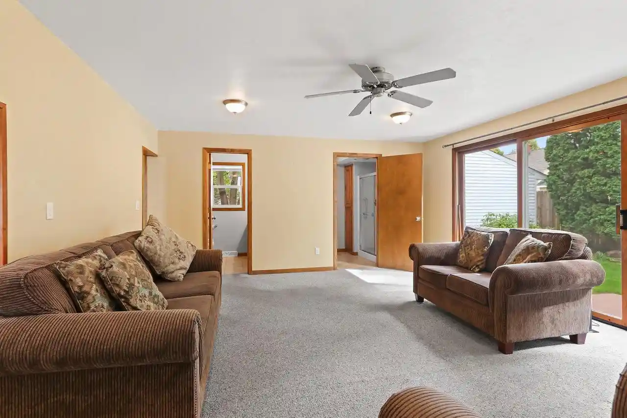 Photo 3 of Single family home for sale at 213 W Marquette St, Appleton, WI 54911 | MLS# 50332796 | Listing updated on 2026-09-21