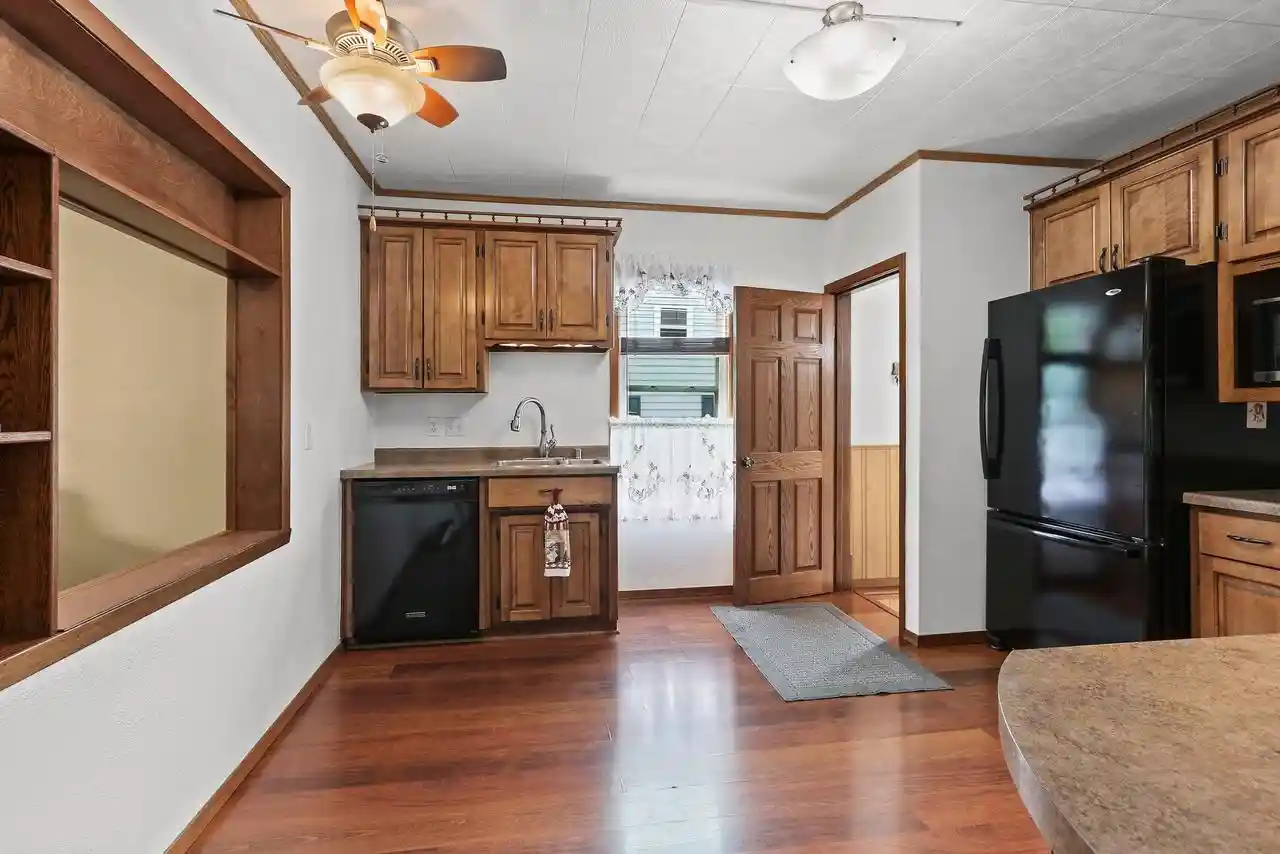 Photo 3 of Single family home for sale at 213 W Marquette St, Appleton, WI 54911 | MLS# 50332796 | Listing updated on 2026-09-21