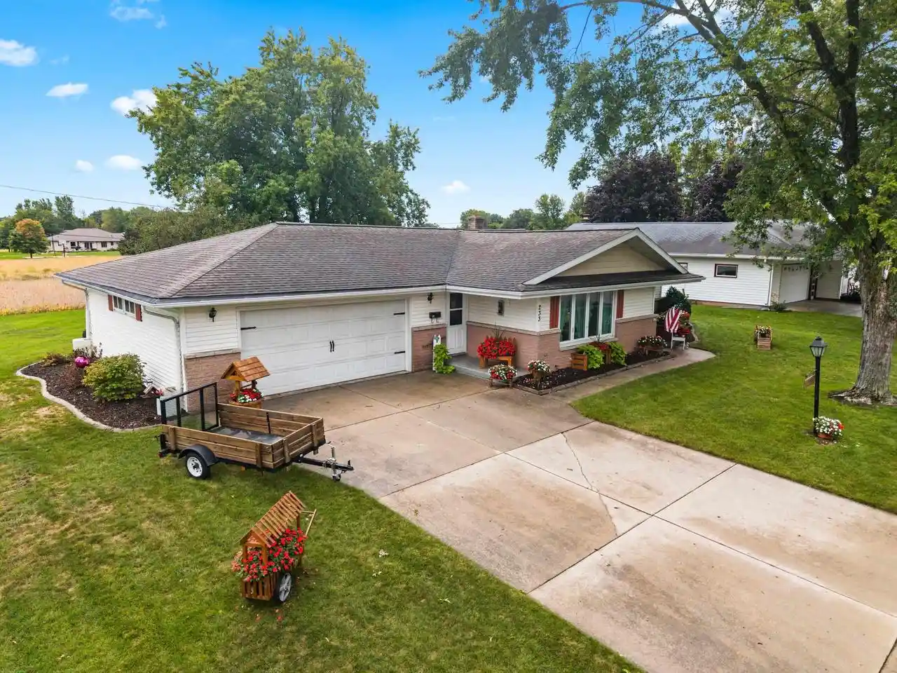 Photo 3 of Single family home for sale at 233 E National Ave, Brillion, WI 54110 | MLS# 50332785 | Listing updated on 2026-09-16