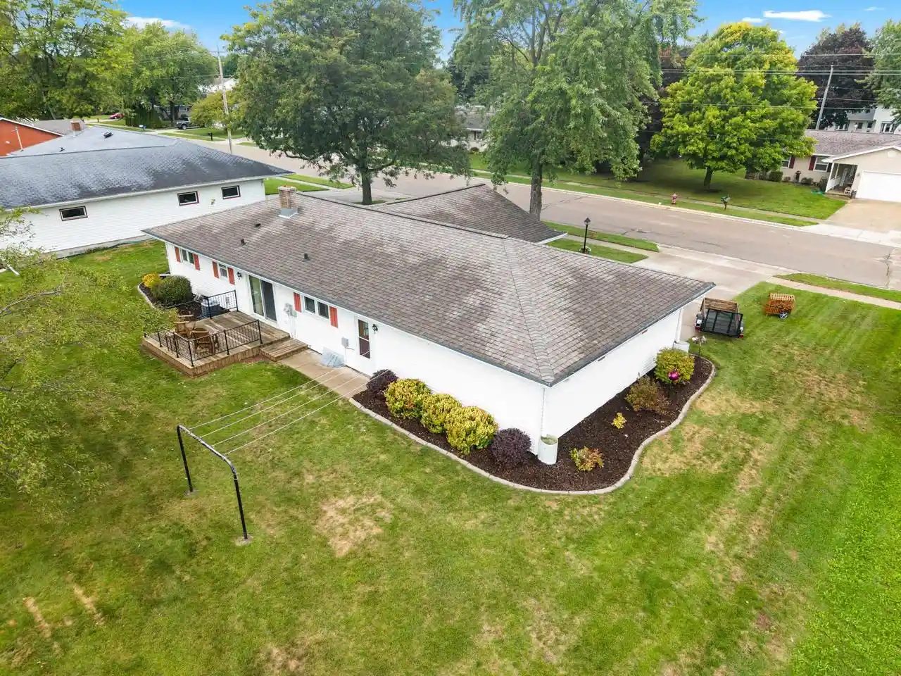 Photo 4 of Single family home for sale at 233 E National Ave, Brillion, WI 54110 | MLS# 50332785 | Listing updated on 2026-09-16