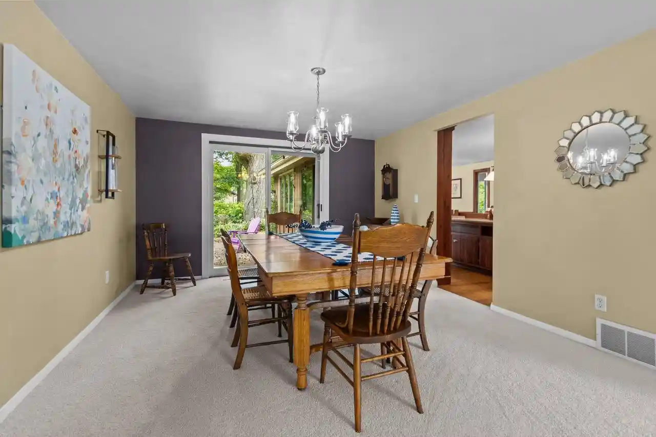 Photo 3 of Single family home for sale at 2663 Woodcrest Dr, Neenah, WI 54956 | MLS# 50332797 | Listing updated on 2026-09-23