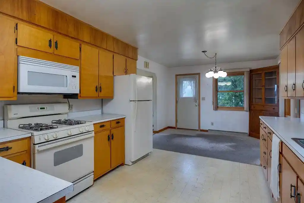 Photo 2 of Single family home for sale at 6133 River Rd, Waunakee, WI 53597 | MLS# 2032835 | Listing updated on 2026-09-16