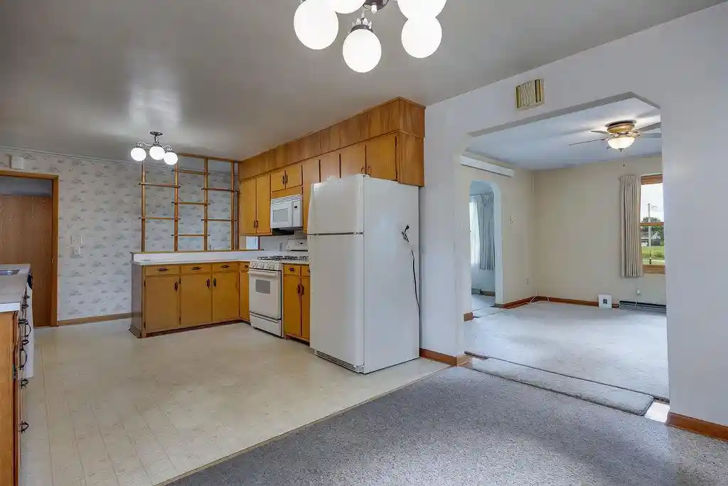 Photo 3 of Single family home for sale at 6133 River Rd, Waunakee, WI 53597 | MLS# 2032835 | Listing updated on 2026-09-16