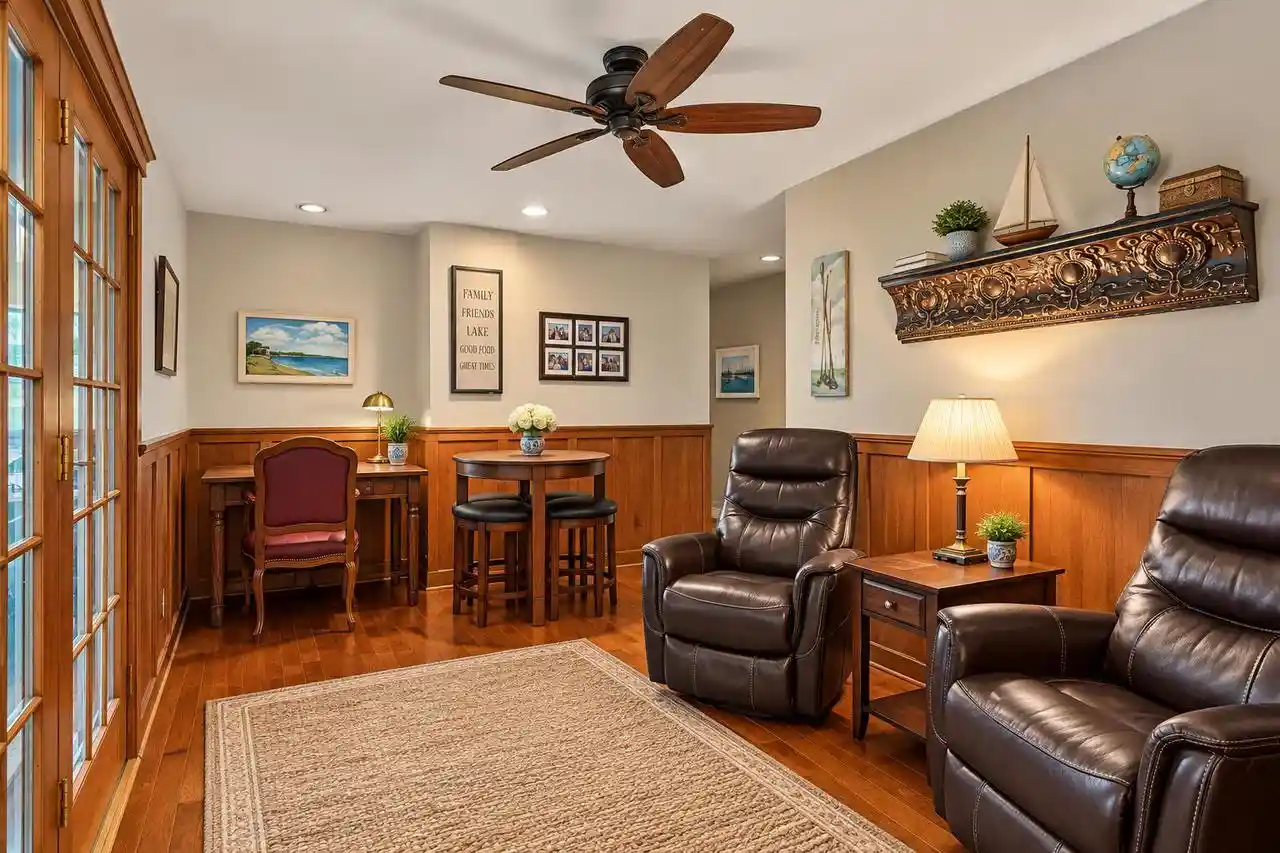 Photo 2 of Single family home for sale at 435 Forest Dr, Fontana, WI 53125 | MLS# 1980904 | Listing updated on 2026-09-18