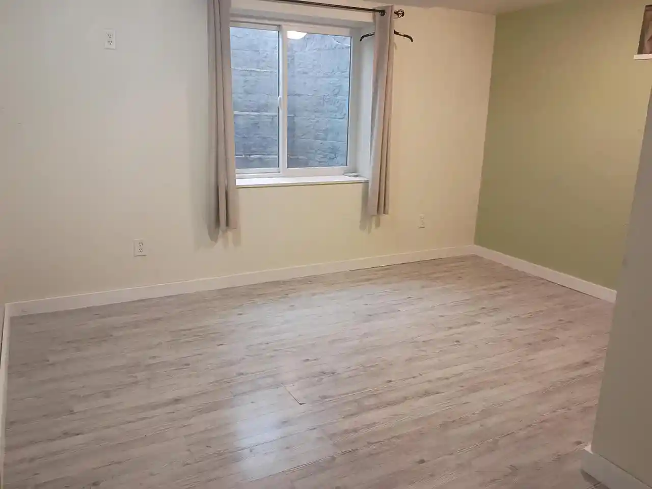Photo 4 of Single family home for sale at 2312 Skyline Dr, Beloit, WI 53511 | MLS# 2032839 | Listing updated on 2026-09-16