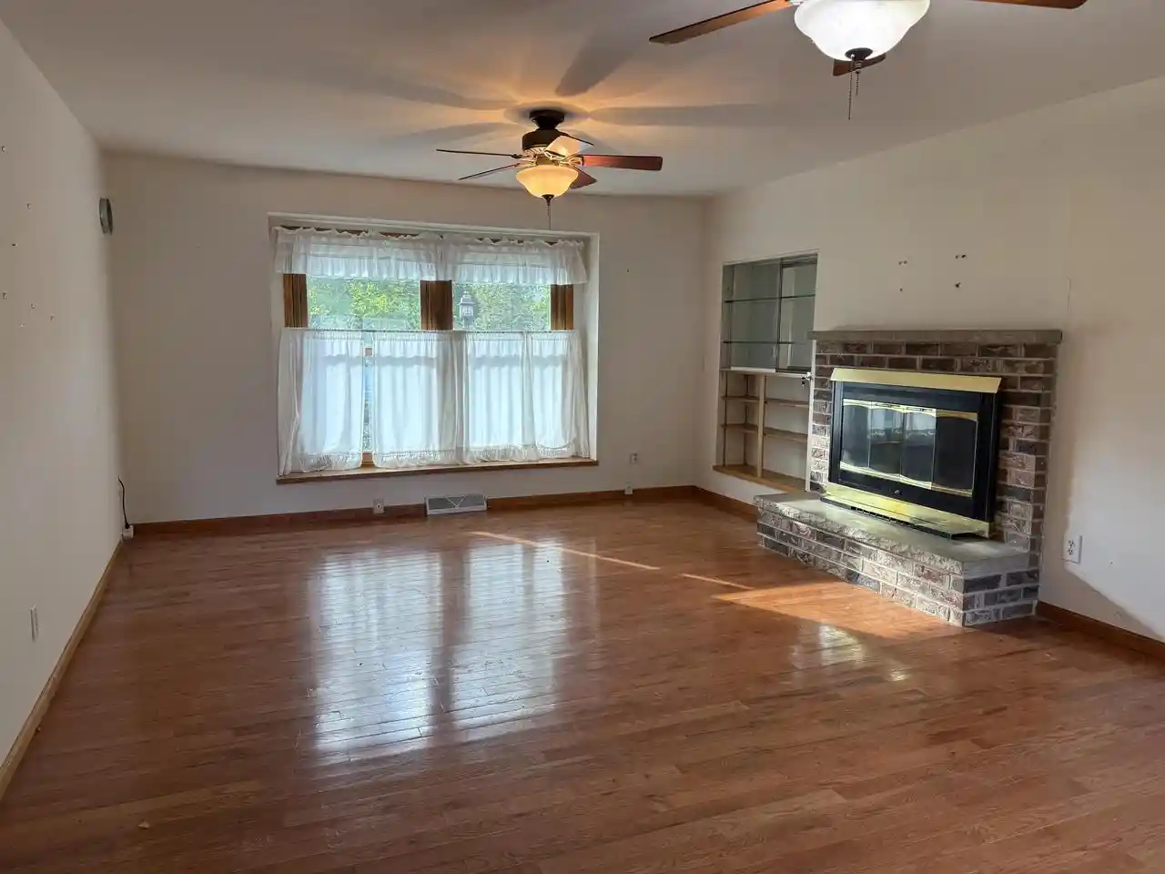 Photo 3 of Sale Pending at W231s6190 Charles Dr, Waukesha, WI 53189 | MLS# 1980911 | Listing updated on 2026-09-22