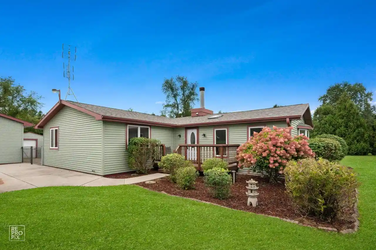 Photo 1 of Single family home for sale at 18410 119th Street, Bristol, WI 53104 | MLS# 1980913 | Listing updated on 2026-09-18