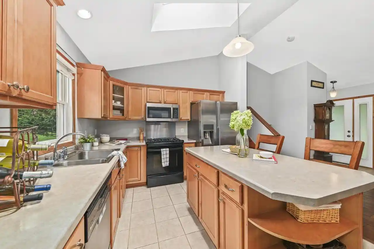 Photo 3 of Single family home for sale at N51w27864 N Courtland Cir, Pewaukee, WI 53072 | MLS# 1980921 | Listing updated on 2026-09-20