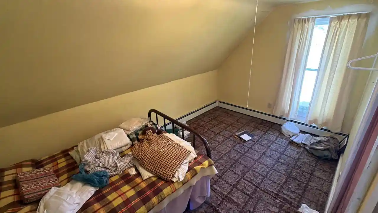 Photo 2 of Single family home for sale at 1437 Hawthorne Ave, Two Rivers, WI 54241 | MLS# 1980923 | Listing updated on 2026-09-16
