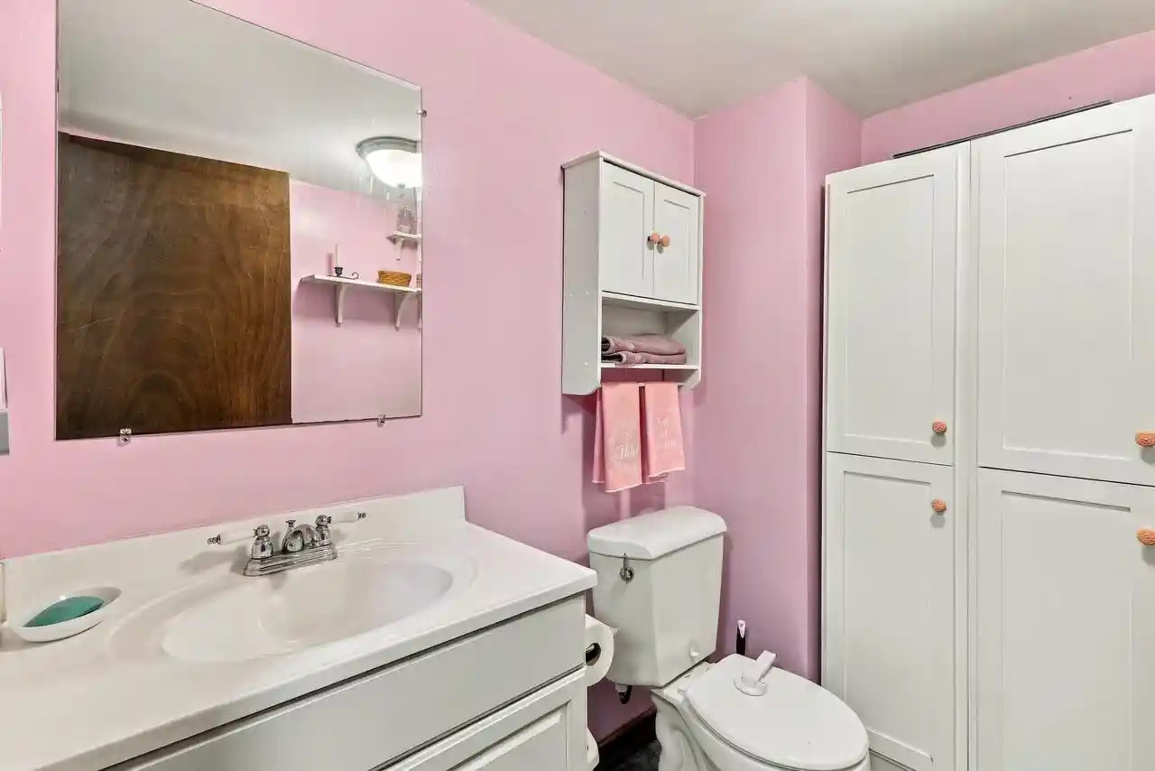 Photo 4 of Single family home for sale at 924 Cleveland St, Watertown, WI 53098 | MLS# 2032853 | Listing updated on 2026-10-05