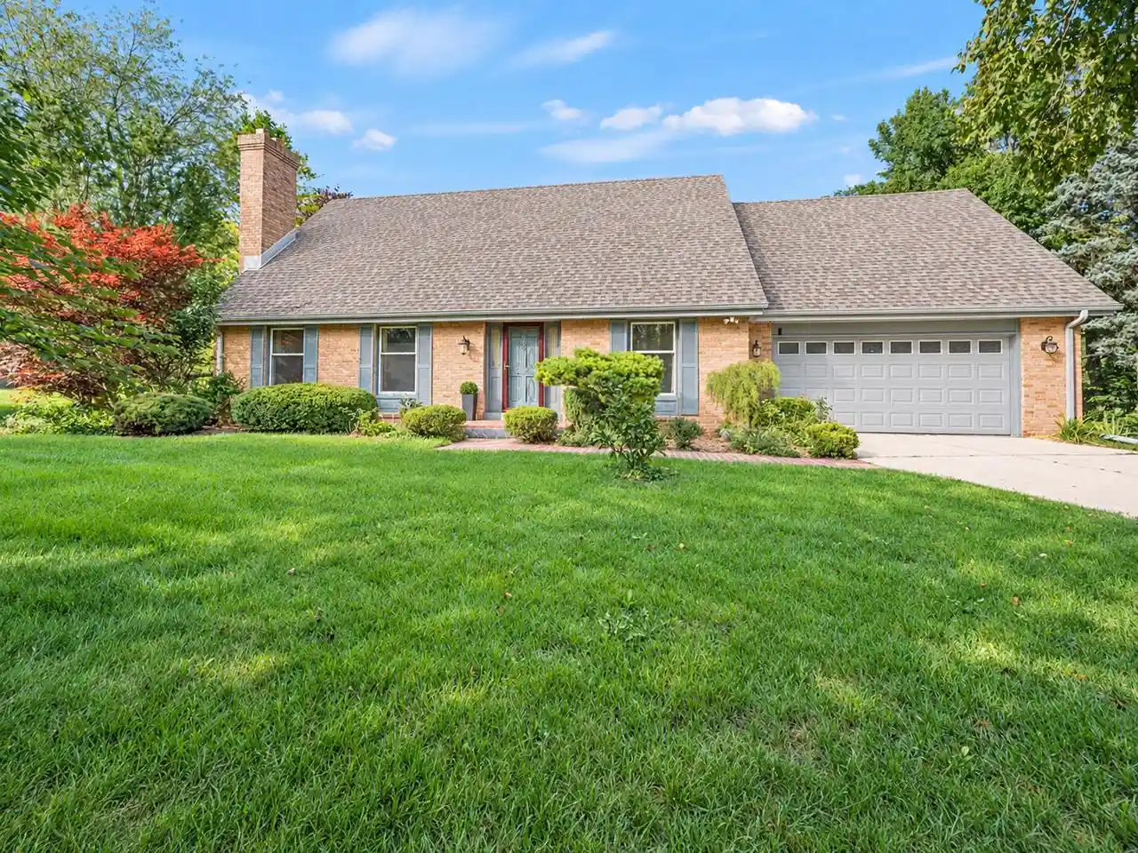 Photo 1 of Sale Pending at 1530 W Zedler Ln, Mequon, WI 53092 | MLS# 1980946 | Listing updated on 2026-09-21