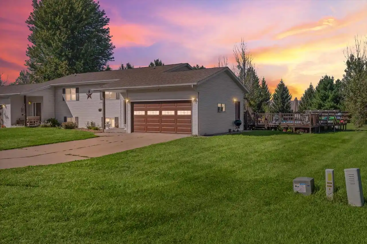Photo 1 of Sale Pending at W8326 Prairie Pine Ln, Onalaska, WI 54650 | MLS# 1980947 | Listing updated on 2026-09-20