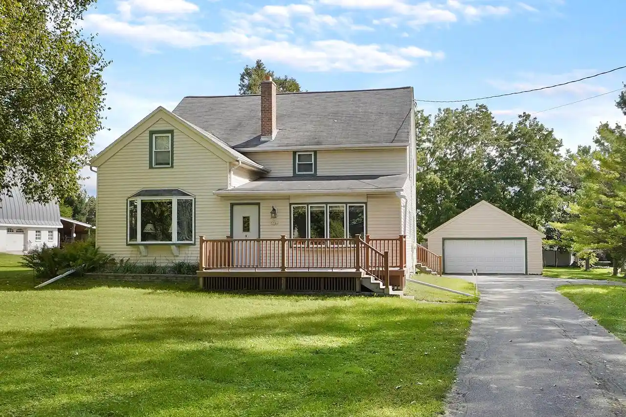 Photo 1 of Single family home for sale at 5786 River Rd, West Bend, WI 53095 | MLS# 1980955 | Listing updated on 2026-10-07
