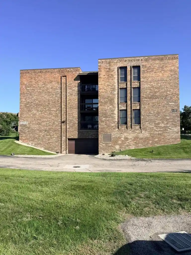 Photo 2 of Sale Pending at 9002 W Lisbon Ave #109, Milwaukee, WI 53222 | MLS# 1980965 | Listing updated on 2026-09-18