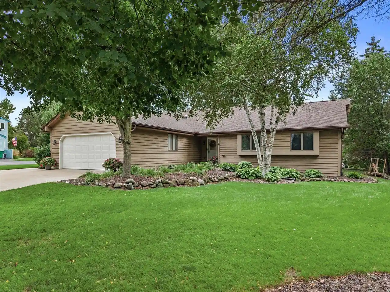 Photo 1 of Single family home for sale at N104w16845 Thornapple Row, Germantown, WI 53022 | MLS# 1980967 | Listing updated on 2026-09-25