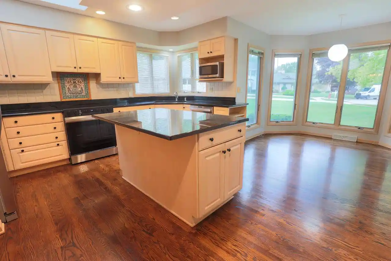 Photo 4 of Single family home for sale at 3523 14th Street, Kenosha, WI 53144 | MLS# 1980970 | Listing updated on 2026-09-17