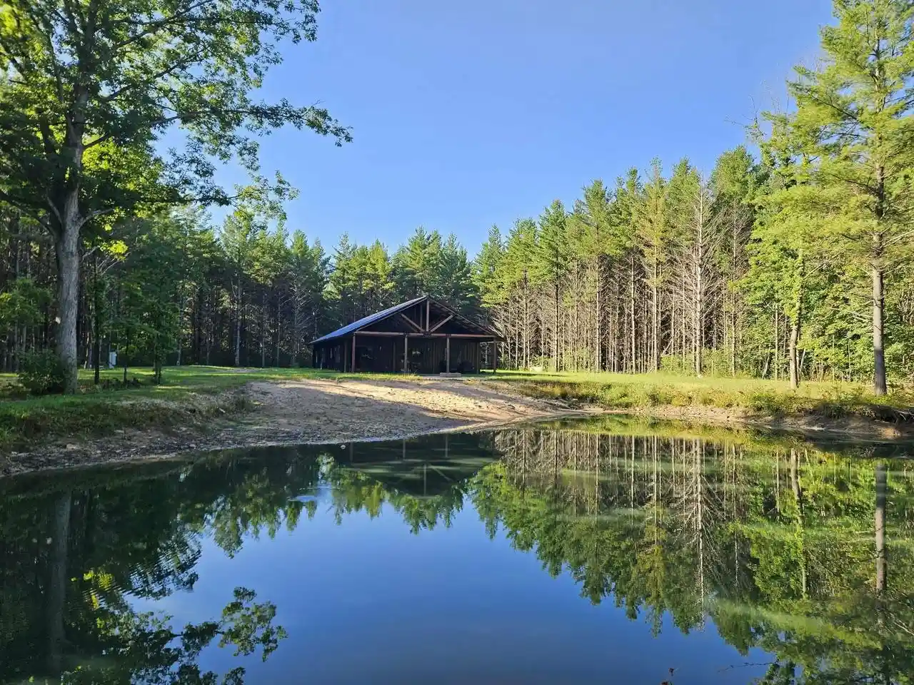 Photo 1 of Single family home for sale at 8135 Robin Rd, Marshfield, WI 54449 | MLS# 22604614 | Listing updated on 2026-09-19
