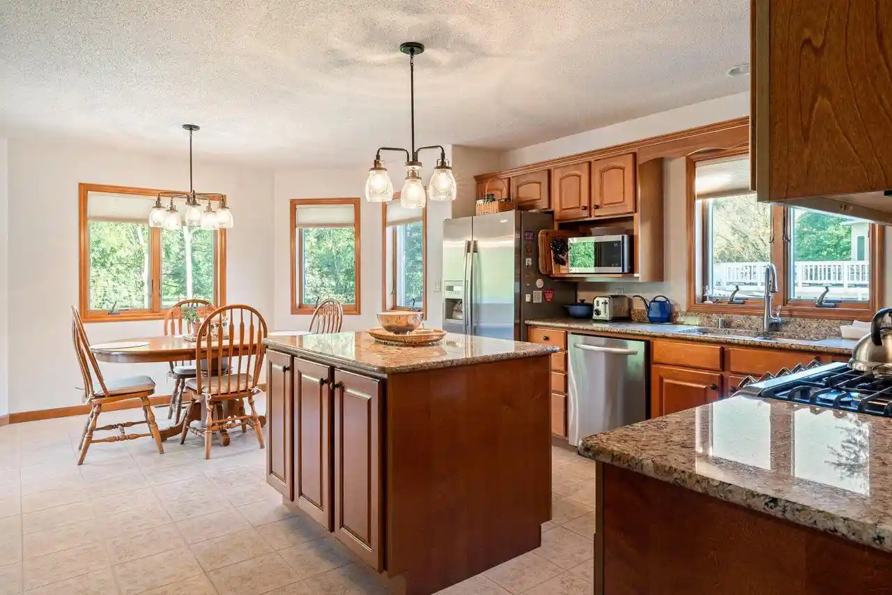 Photo 3 of Single family home for sale at W5522 Southdale Dr, La Crosse, WI 54601 | MLS# 1980986 | Listing updated on 2026-09-20