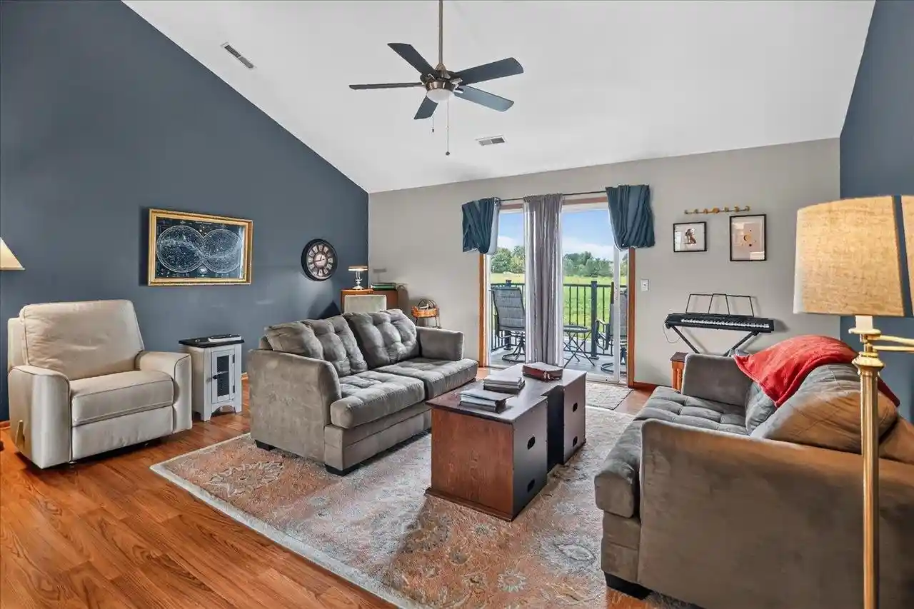 Listing Photo 4 - Condo for sale in building located at 6633 Reston Hts Dr, Madison, WI 53718 - Unit #3
