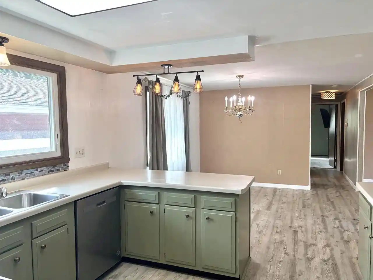 Photo 4 of Single family home for sale at 241 Butte Des Morts Dr, Menasha, WI 54952 | MLS# 50332813 | Listing updated on 2026-09-18