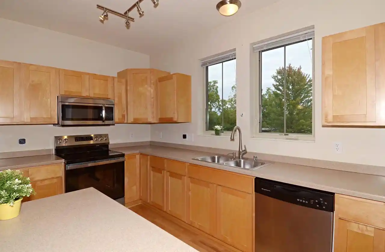 Listing Photo 2 - Condo for sale in 312 S Main St located at 312 S Main St, Verona, WI 53593 - Unit #312