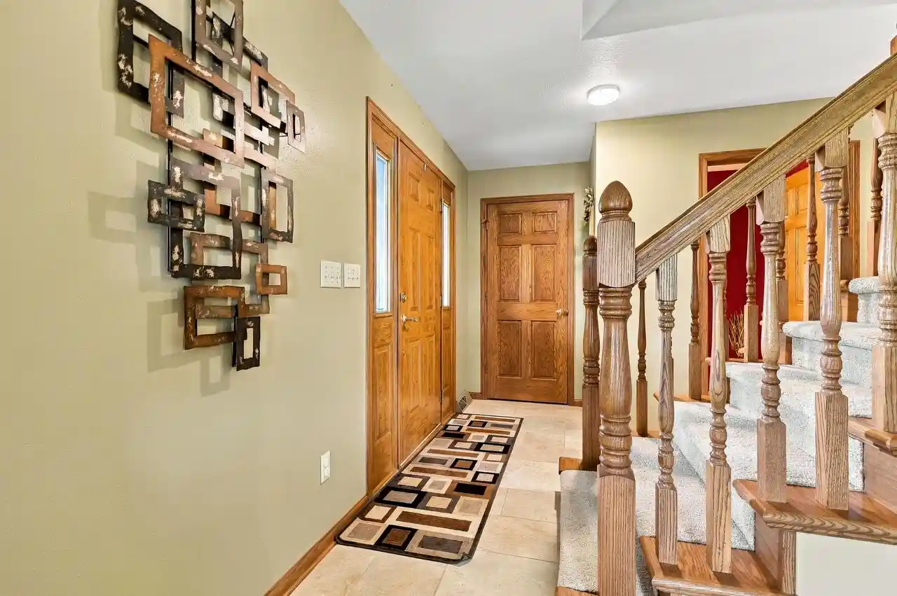Photo 4 of Single family home for sale at N7022 High View Dr, Sheboygan, WI 53083 | MLS# 1981006 | Listing updated on 2026-10-07