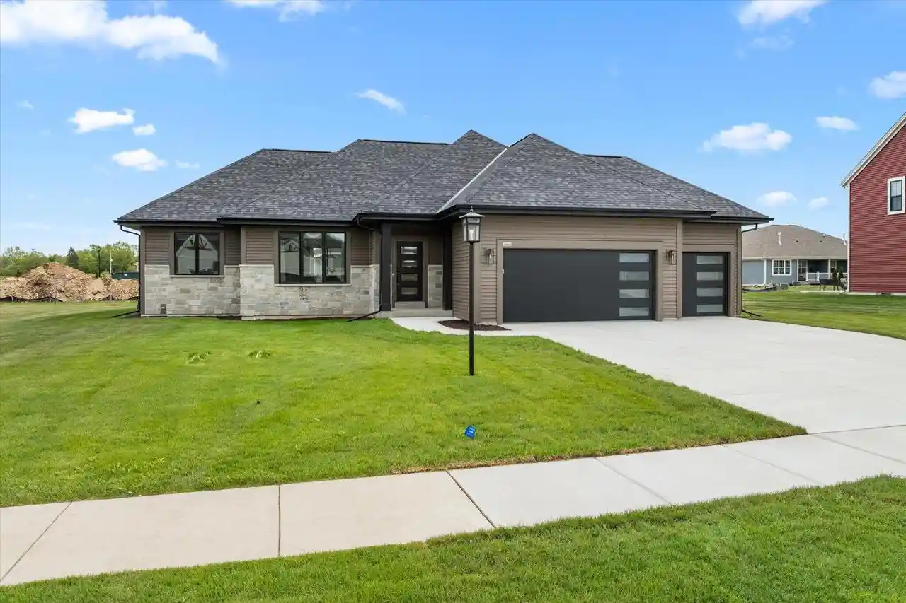 Photo 1 of Single family home for sale at 1564 Fairwinds Blvd #Lt17, Mukwonago, WI 53149 | MLS# 1981010 | Listing updated on 2026-09-17