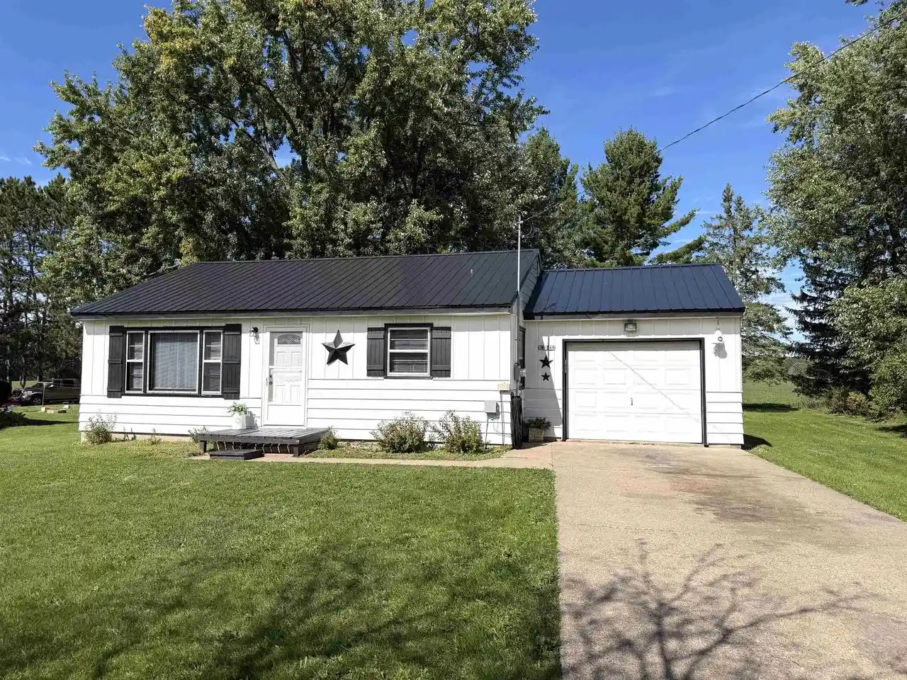 Single family home for sale at W9568 North Ave, Antigo, WI 54409 | MLS# 22604621