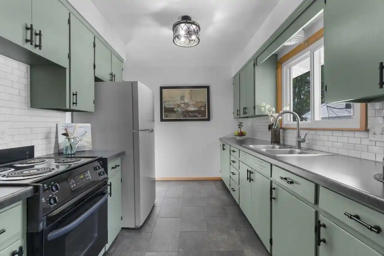 Photo 3 of Single family home for sale at 419 S Arlington St, Appleton, WI 54915 | MLS# 50332826 | Listing updated on 2026-09-21