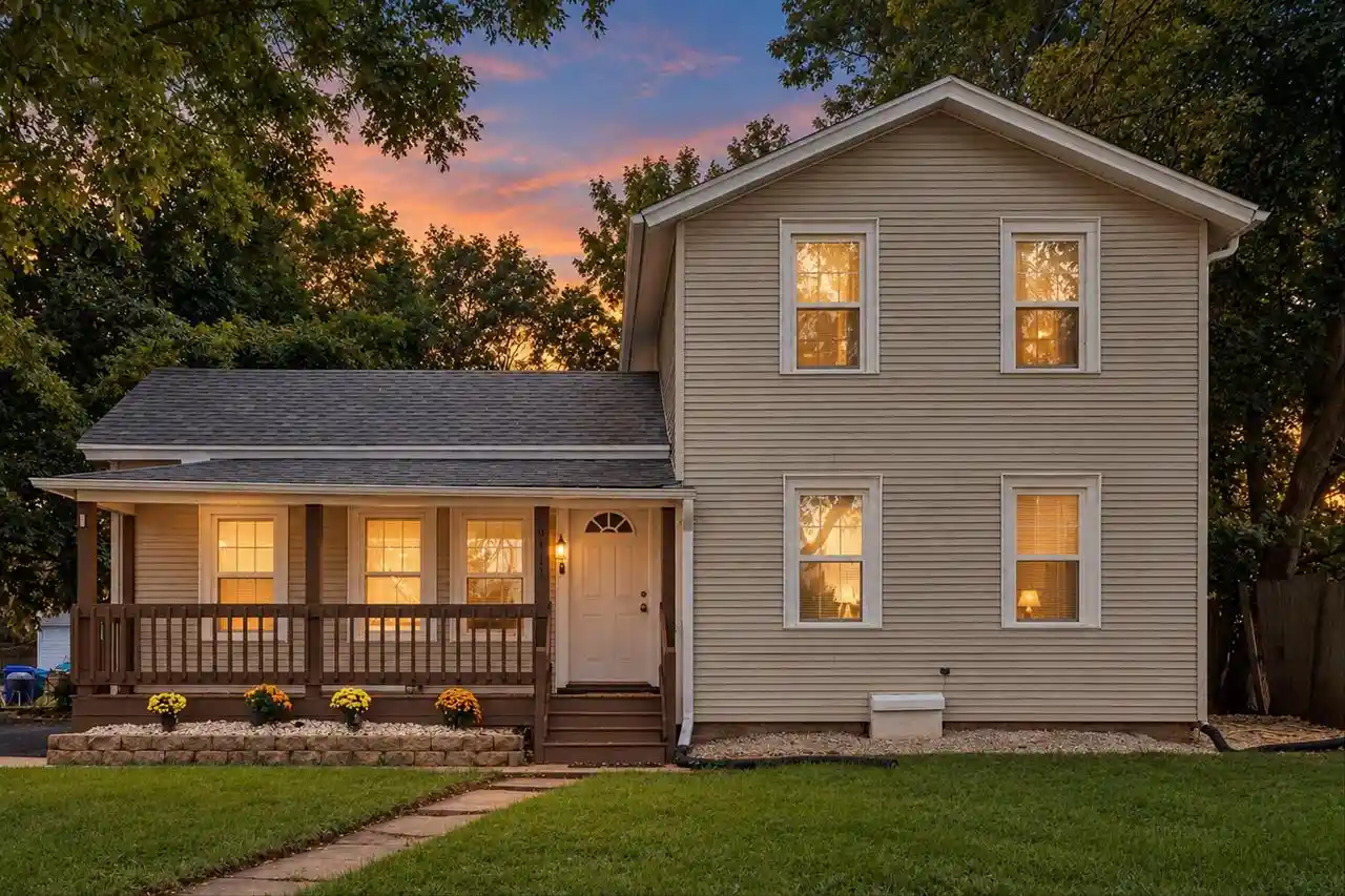 Photo 1 of Single family home for sale at 6411 Sheridan Rd, Kenosha, WI 53143 | MLS# 1981021 | Listing updated on 2026-09-18
