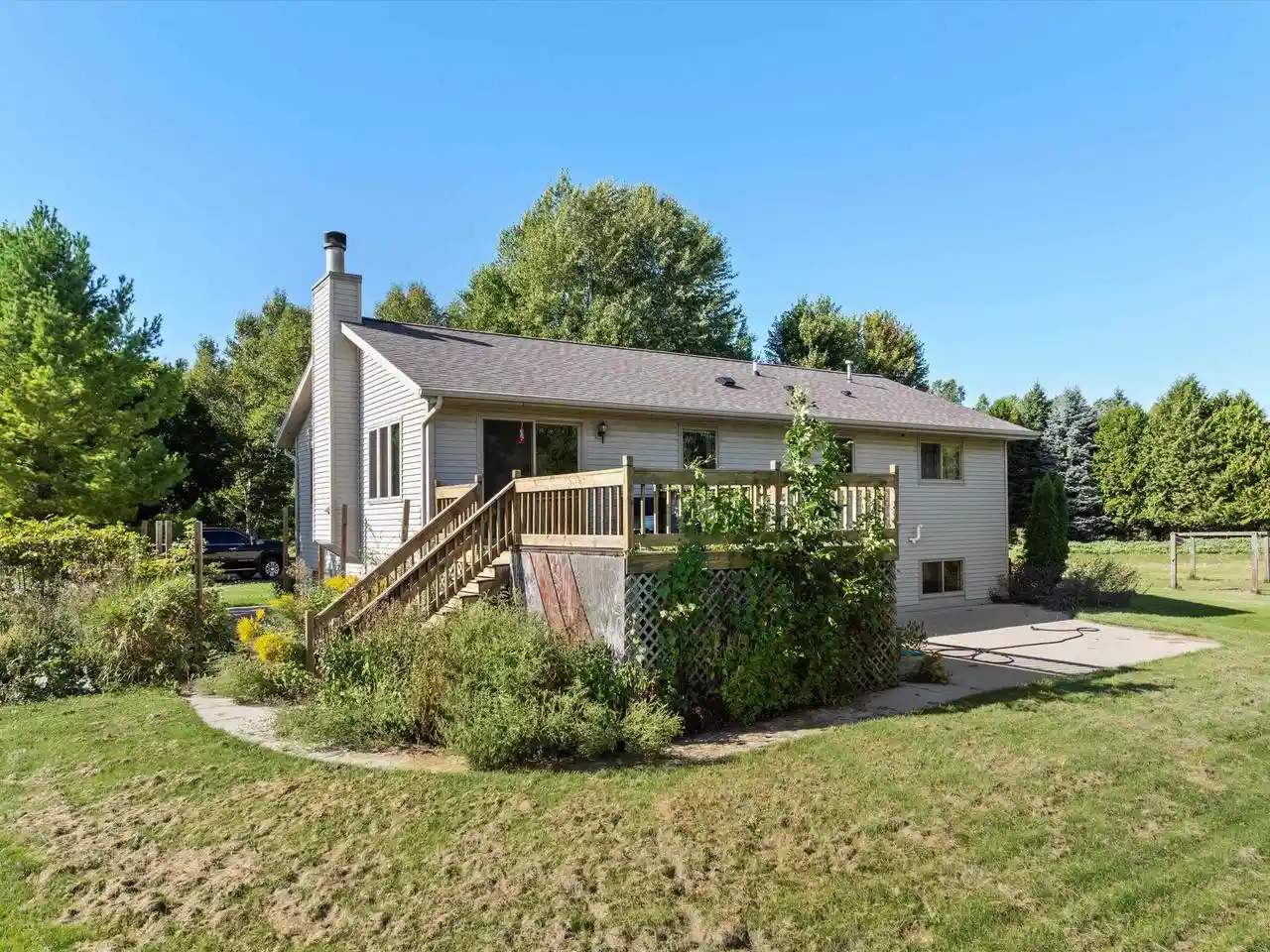 Photo 1 of Single family home for sale at E1933 County Rd Ab, Denmark, WI 54208 | MLS# 50332799 | Listing updated on 2026-09-19