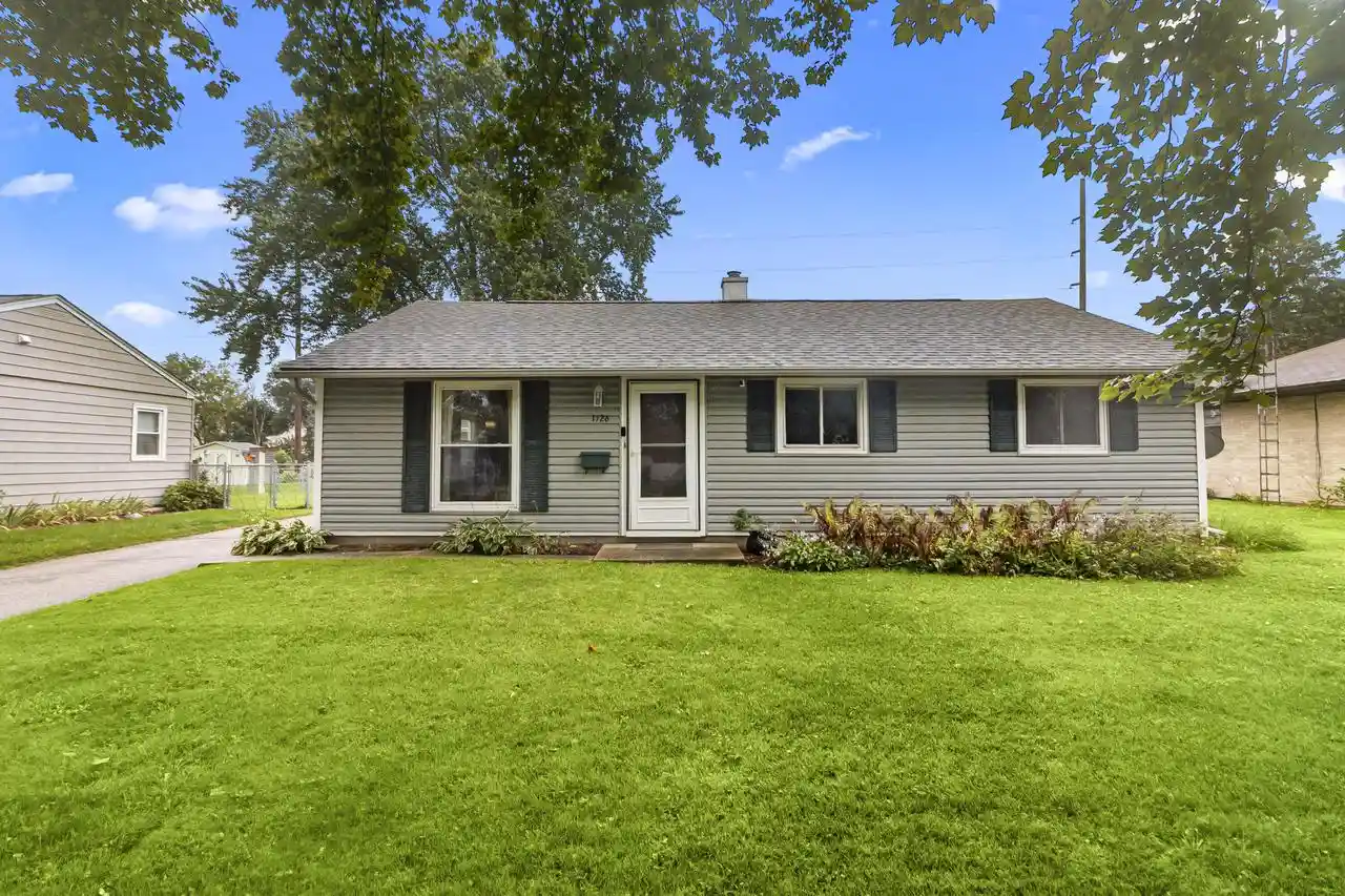 Photo 1 of Single family home for sale at 1126 E Wisconsin St, Delavan, WI 53115 | MLS# 1981026 | Listing updated on 2026-09-18