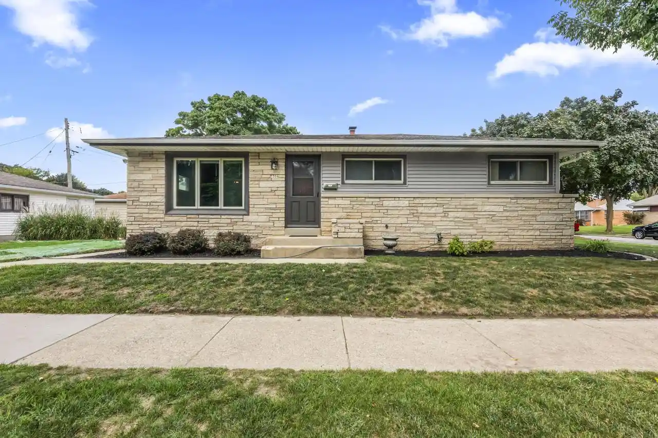 Photo 1 of Single family home for sale at 7306 W River Bnd Dr, Milwaukee, WI 53219 | MLS# 1981024 | Listing updated on 2026-09-17