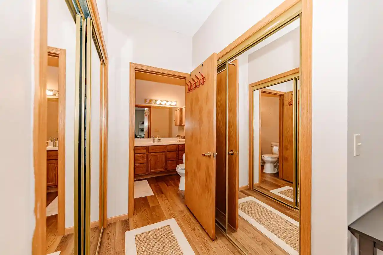 Photo 4 of Condo for sale at 11200 W Gilbert Ave #D, Milwaukee, WI 53226 | MLS# 1981034 | Listing updated on 2026-09-17