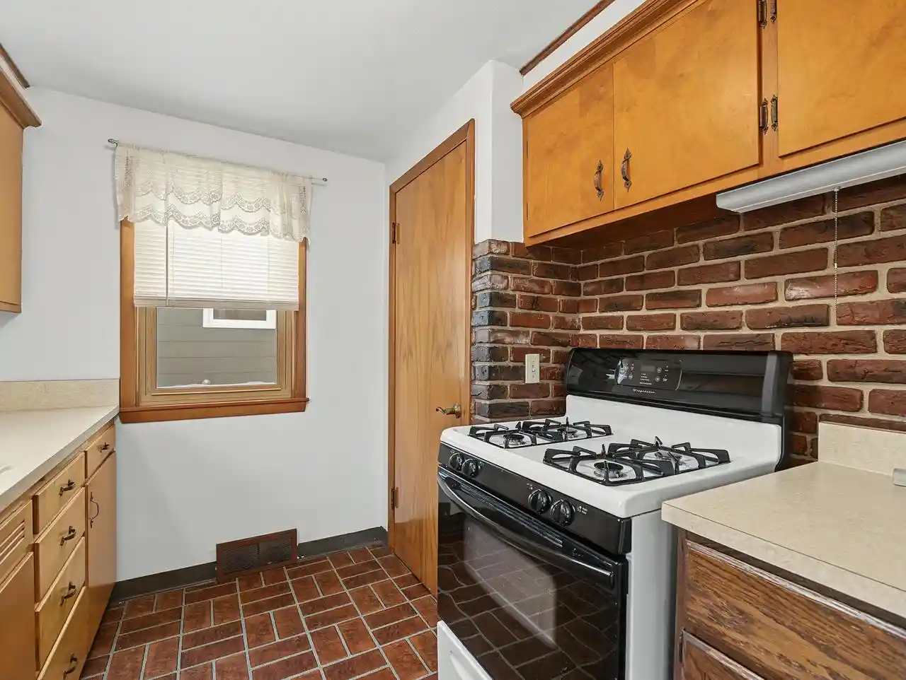 Photo 4 of Single family home for sale at 2511 8th Street, Monroe, WI 53566 | MLS# 2032884 | Listing updated on 2026-09-17
