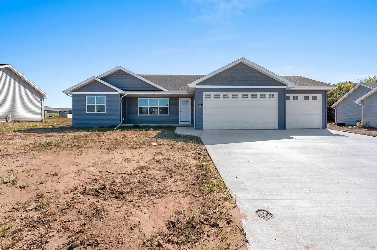 Single family home for sale at 538 Riverview Dr, Berlin, WI 54923 | MLS# 50332818 | Listing updated on 2026-09-17